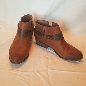 Clarks Brown Genuine Leather Western Look Bootie